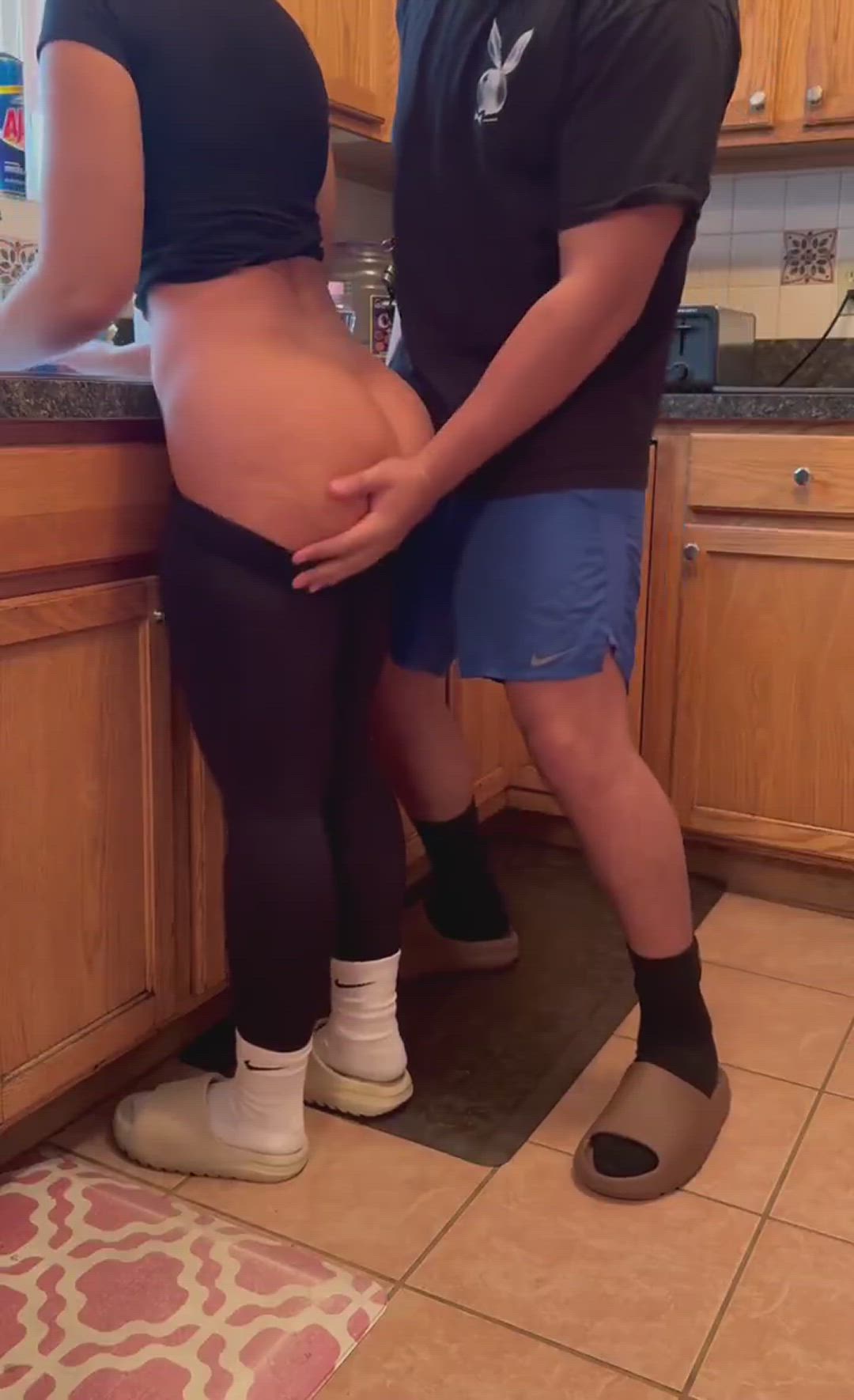 Amateur Acoustic Backshots with a Big Ass
